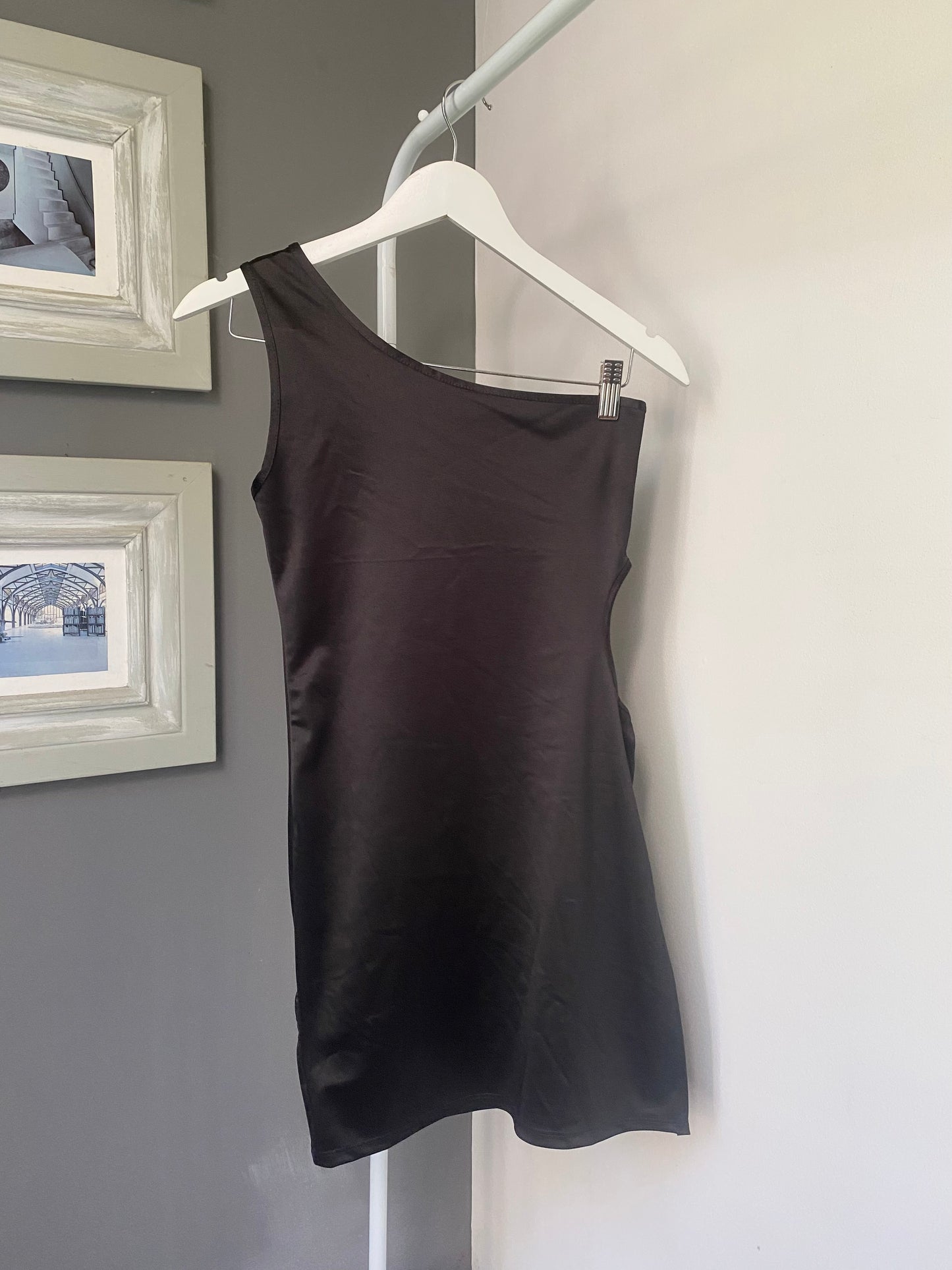 VESTIDO CARMINA