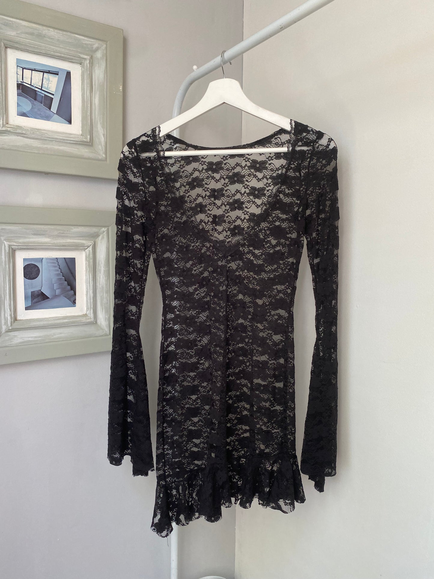 VESTIDO CARMIN