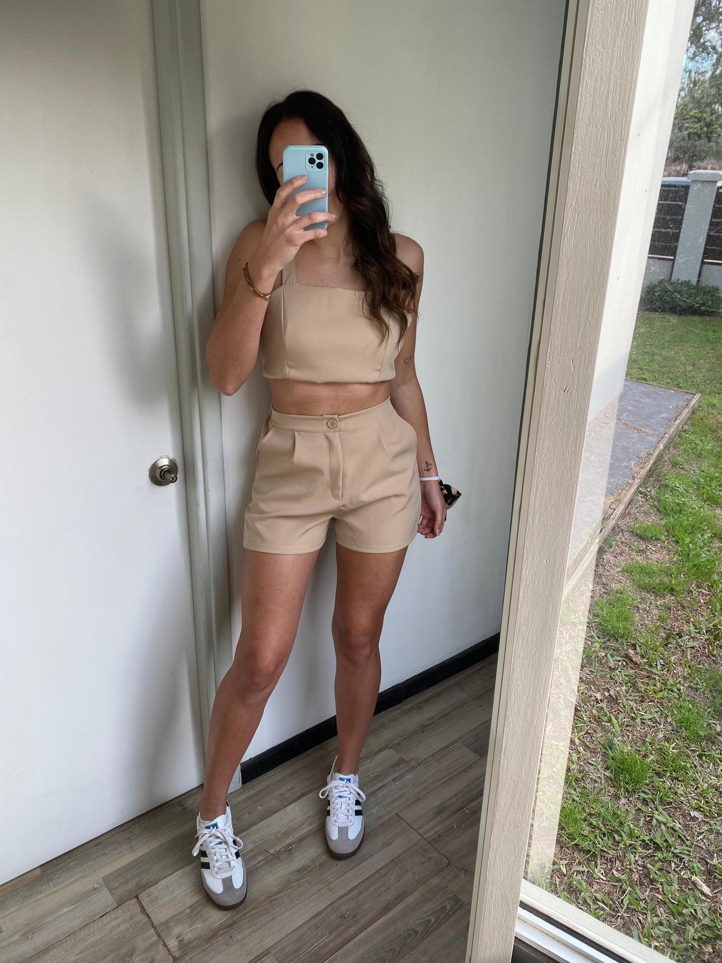 SHORT MARTINA