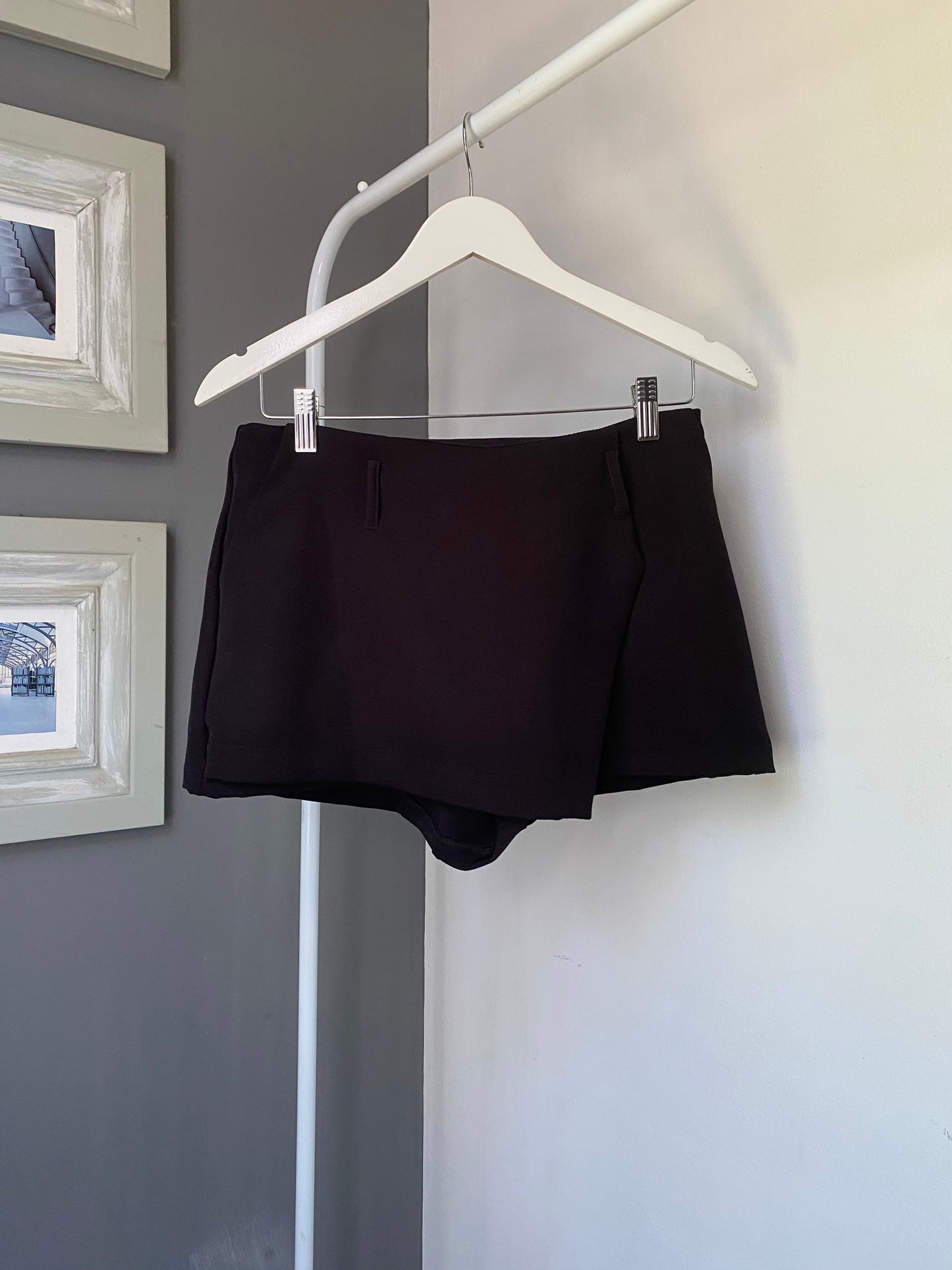 SHORT POLLERA FLORENCIA